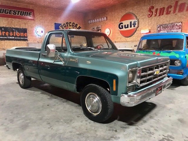 1977 Chevrolet C-10 BONANZA HD VIDEO 4x4 NO RESERVE! - photo 3