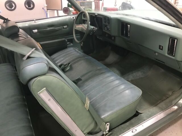 1977 Chevrolet Monte Carlo - photo 2