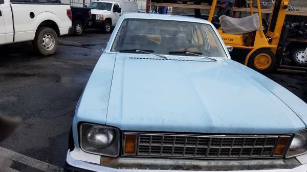 1977 Chevy Nova 4 Dr ,305 Small Block Engine V8 1977 Chevrolet Nova 4 door
