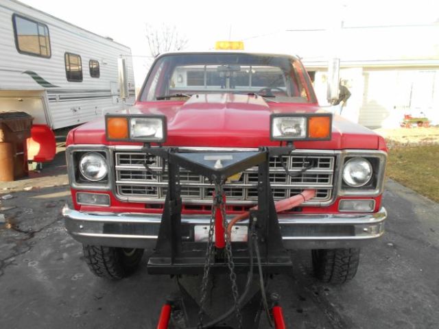 1977 Chevy Pick-Up with Snow Plow 1977 Chevrolet C/K Pickup 2500 custom
