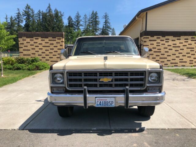 1977 Chevrolet C/K Pickup 2500 Camper Special - photo 2