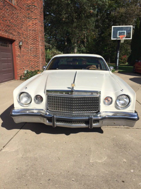 1977 Chrysler Cordoba Base Hardtop 2-Door 6.6L 1977 Chrysler Cordoba Base Hardtop 2-Door
