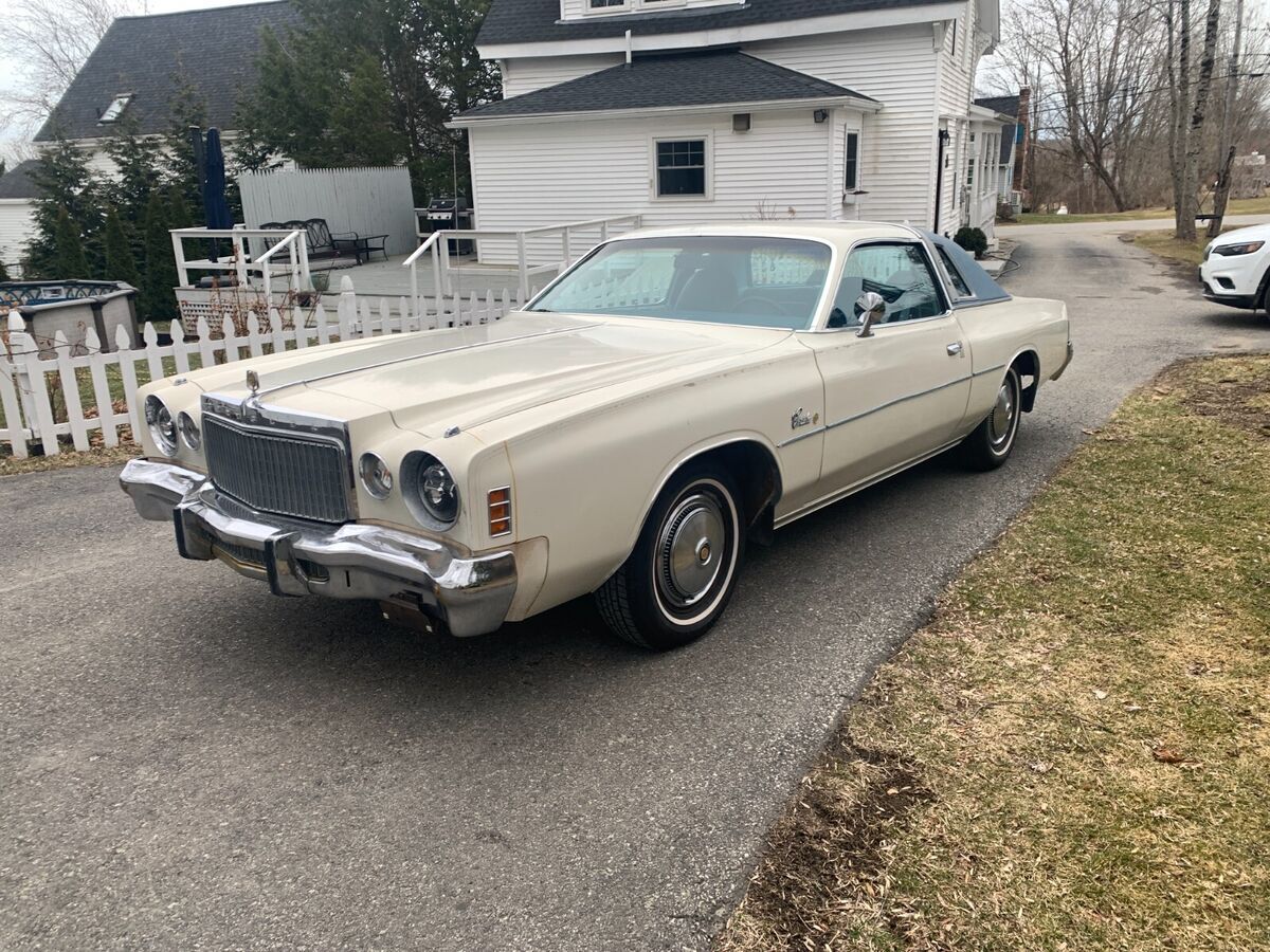 1977 Chrysler Cordoba - photo 3