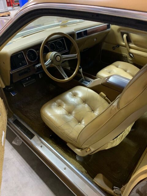 1977 Chrysler Cordoba - photo 3