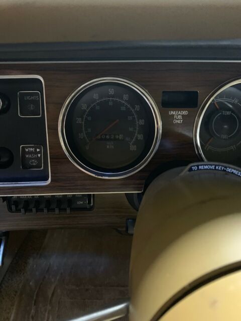 1977 Chrysler Cordoba - photo 4