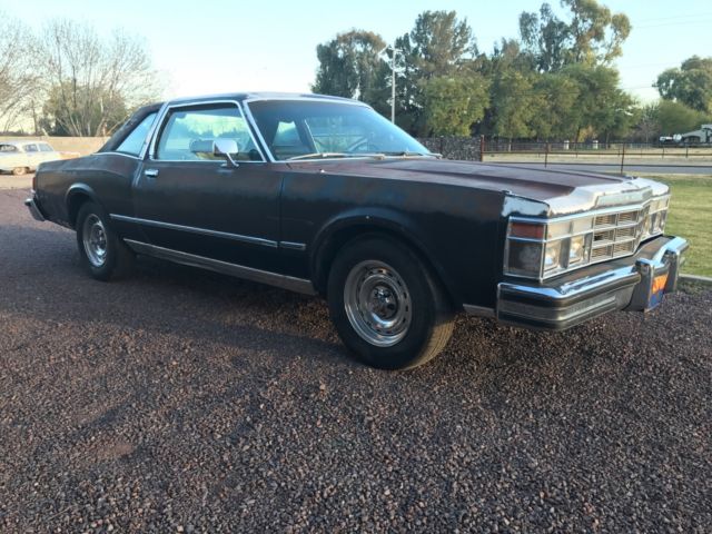 1977 Chrysler Lebaron Limited Edition Mopar 318 V-8 Auto A/C Power Everything 1977 Chrysler LeBaron