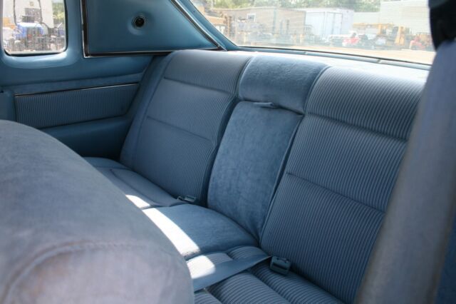 1977 Chrysler New Yorker - photo 12