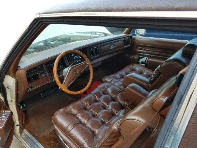 1977 Chrysler New Yorker Brougham Hardtop 2-Door - photo 5