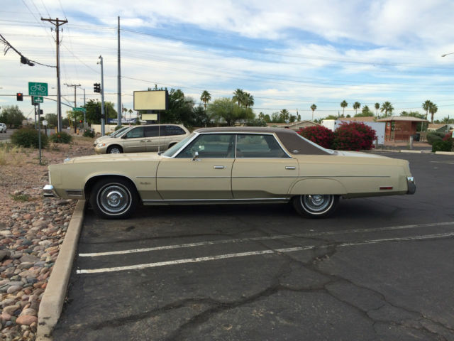 1977 Chrysler New Yorker Brougham - photo 3