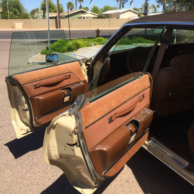 1977 Chrysler New Yorker Brougham - photo 4