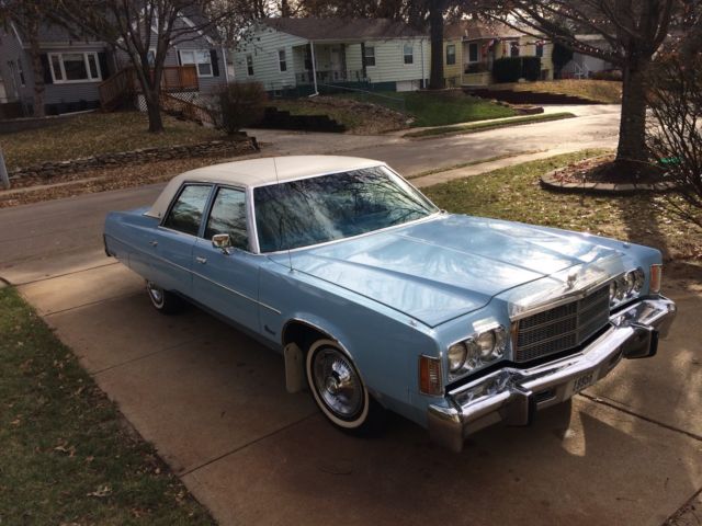 1977 Chrysler Newport Vinyl Top - photo 12