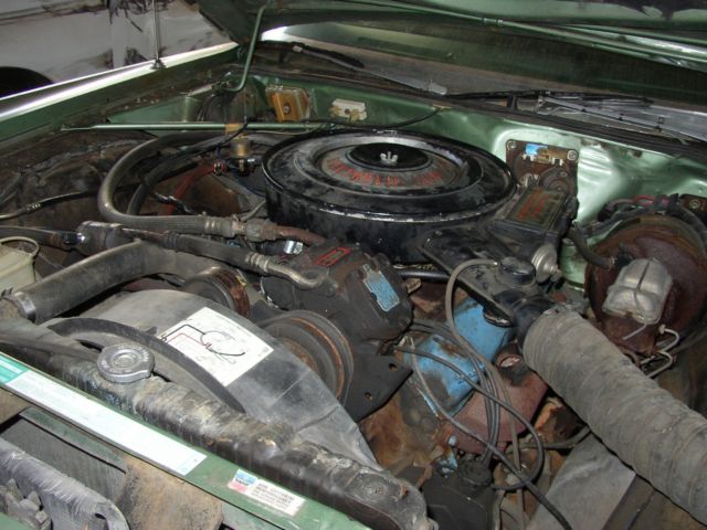 1977 Chrysler Newport - photo 2