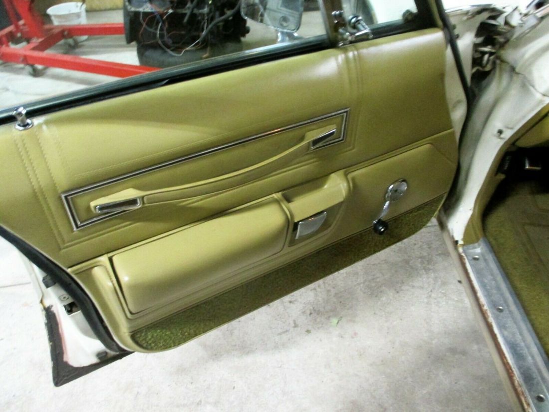 1977 Chrysler Newport - photo 13