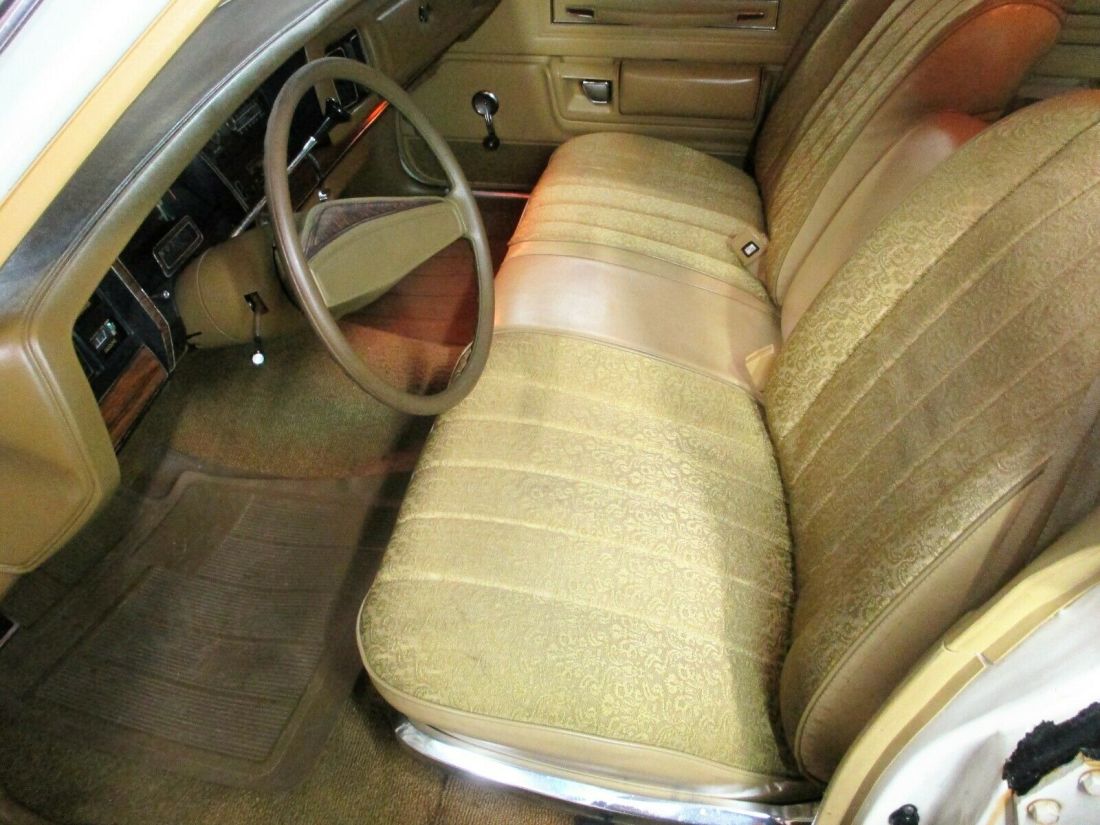 1977 Chrysler Newport - photo 9