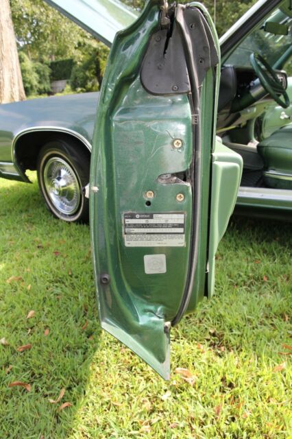 1977 Chrysler Newport - photo 11