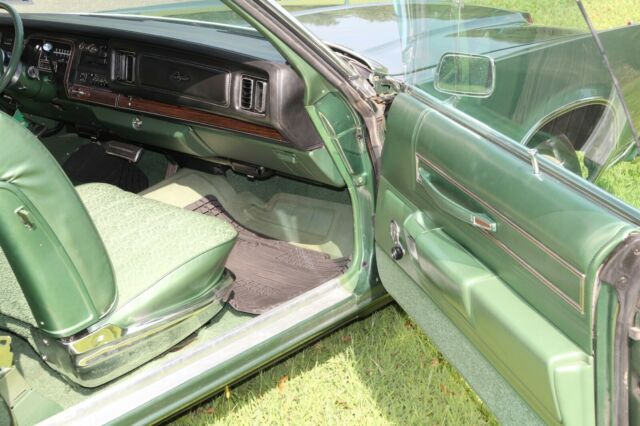 1977 Chrysler Newport - photo 5
