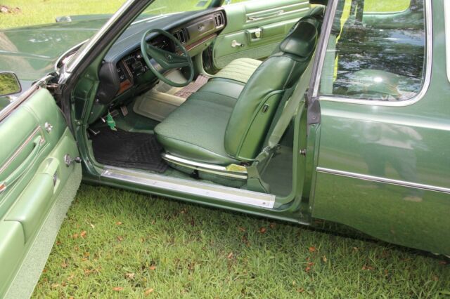 1977 Chrysler Newport - photo 6