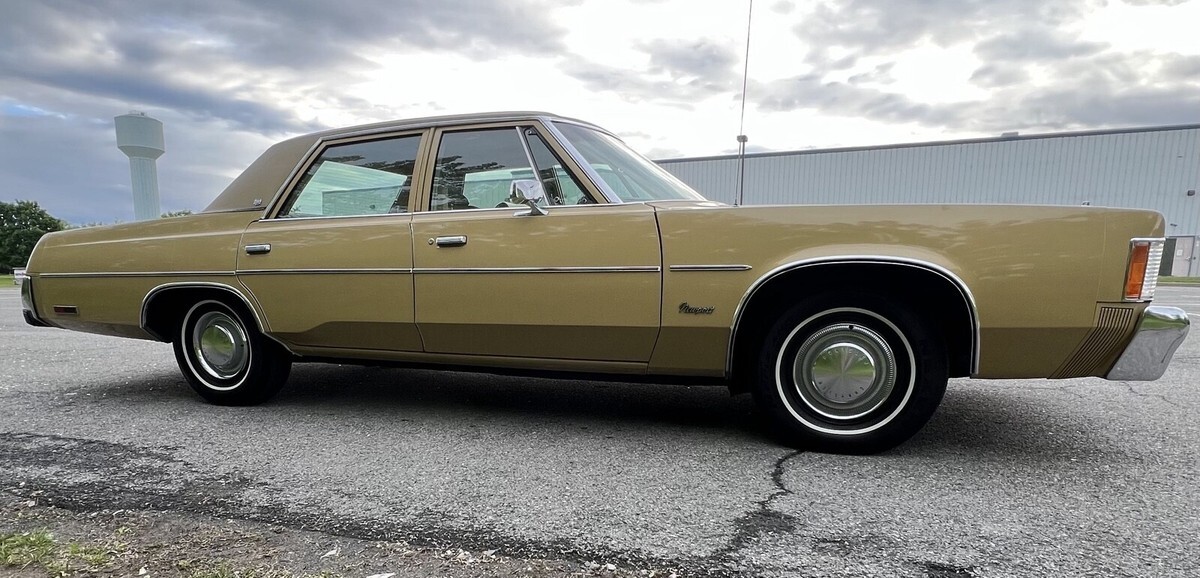 1977 Chrysler Newport - photo 4