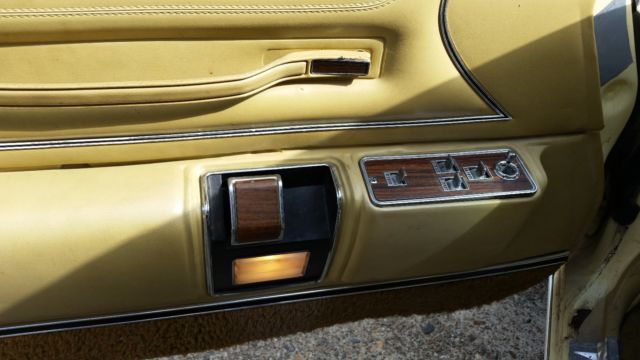 1977 Chrysler New Yorker St-regis Pakage - photo 9