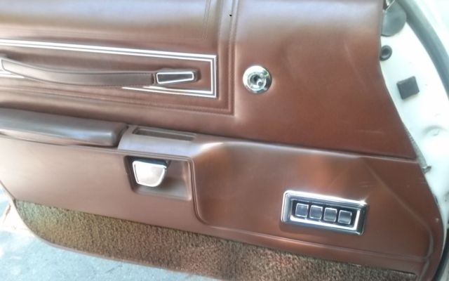 1977 Chrysler Town & Country Town & Country - photo 10