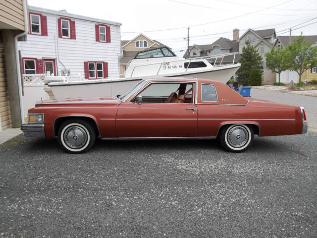1977 Cadillac DeVille - photo 2