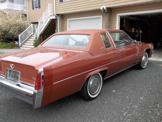 1977 Cadillac DeVille - photo 4