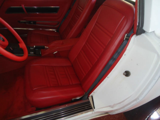 1977 Chevrolet Corvette - photo 9