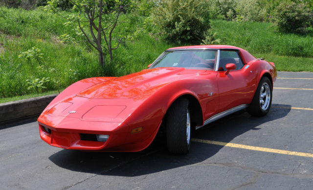1977 Chevrolet Corvette - photo 2