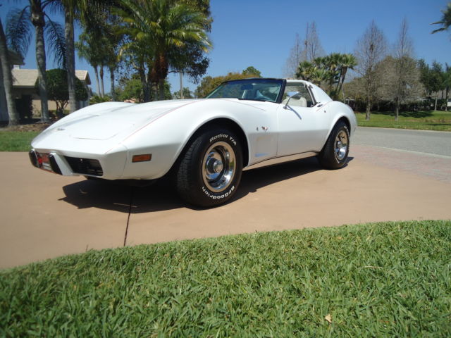 1977 Chevrolet Corvette WHITE - photo 2