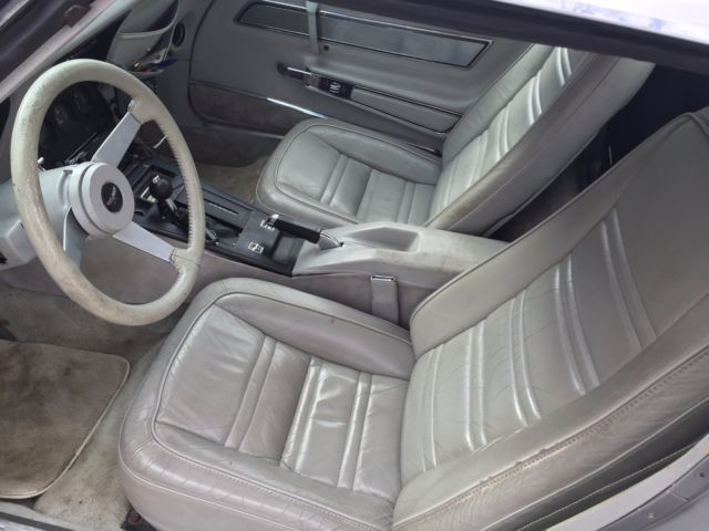 1977 Chevrolet Corvette - photo 5