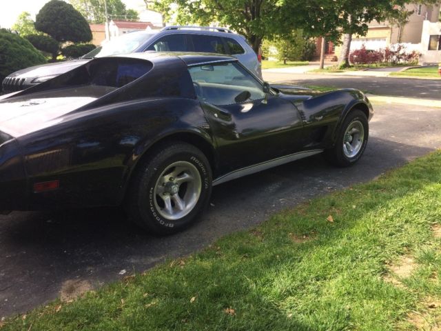 1977 Chevrolet Corvette - photo 10