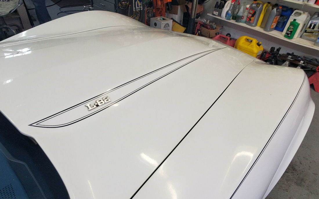 1977 Chevrolet Corvette L82 Coupe with T-tops - photo 3