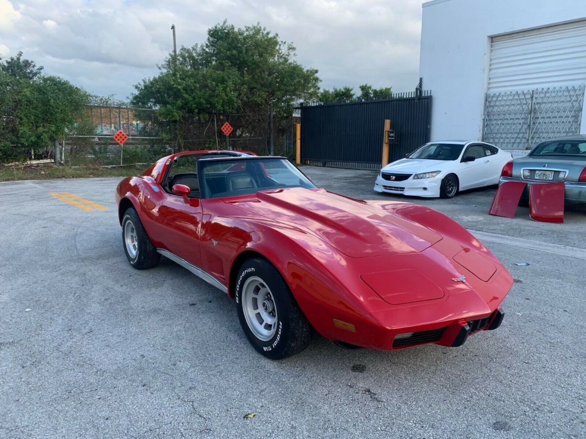 1977 Chevrolet Corvette - photo 2