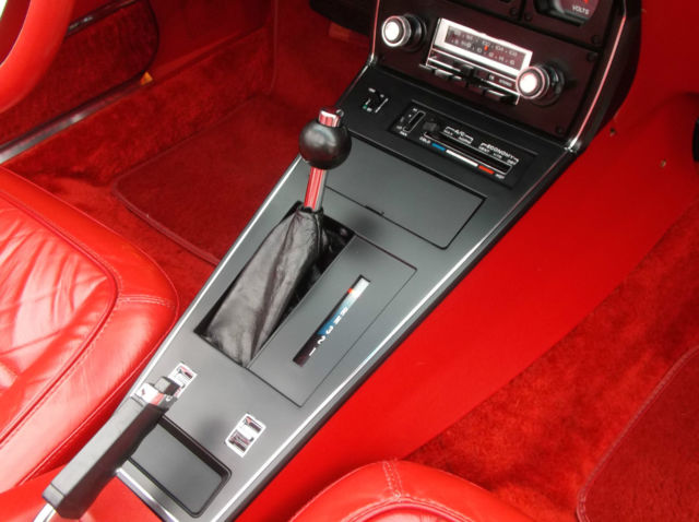 1977 Chevrolet Corvette - photo 13