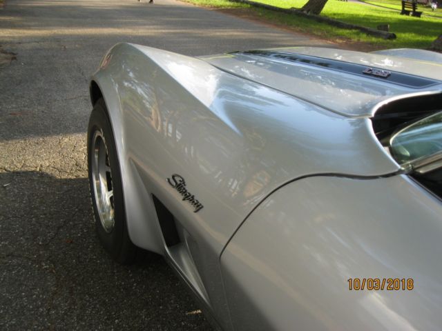 1977 Chevrolet Corvette - photo 10