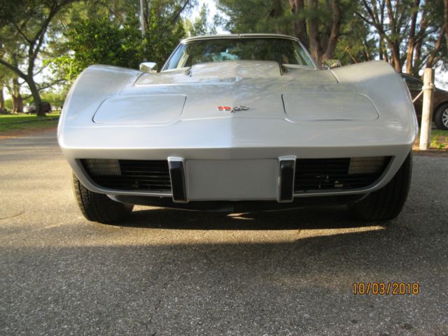 1977 Chevrolet Corvette - photo 11