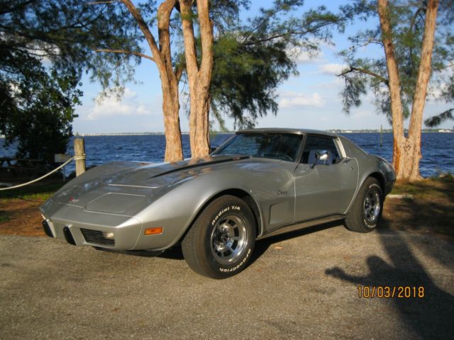 1977 Chevrolet Corvette - photo 3