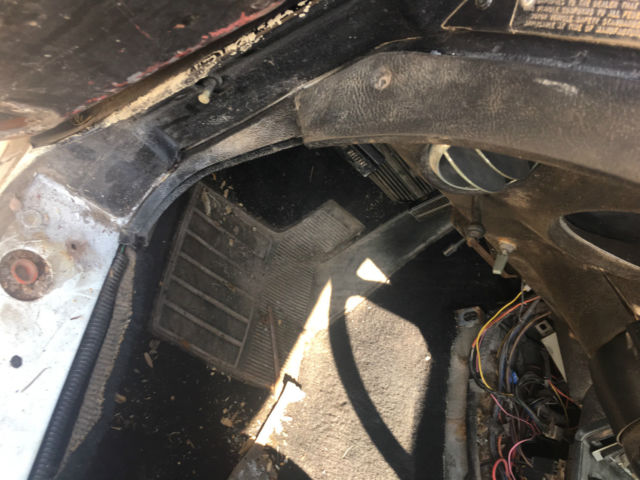 1977 Chevrolet Corvette - photo 13