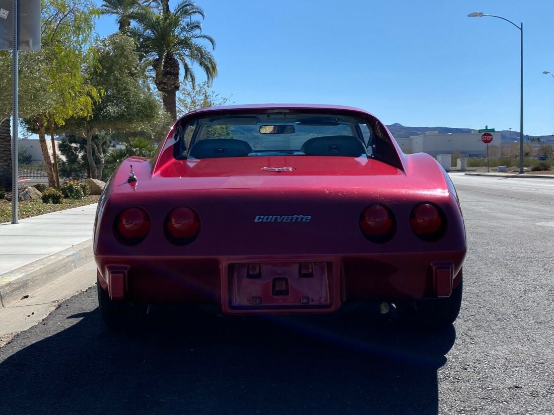 1977 Chevrolet Corvette STINGRAY - photo 6