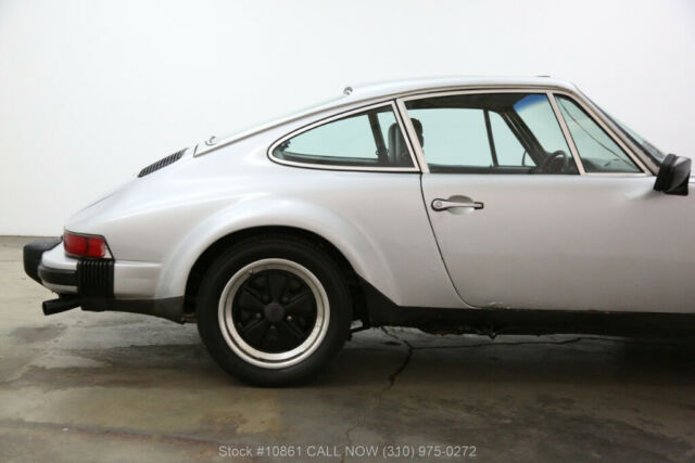 1977 Porsche 911 Coupe - photo 12