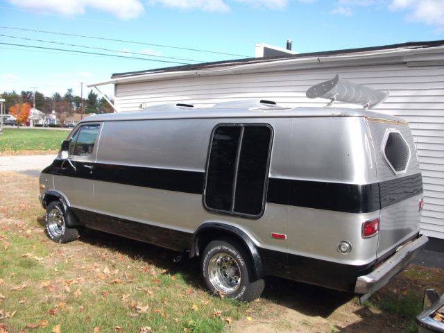 1977 Dodge Ram Van - photo 6