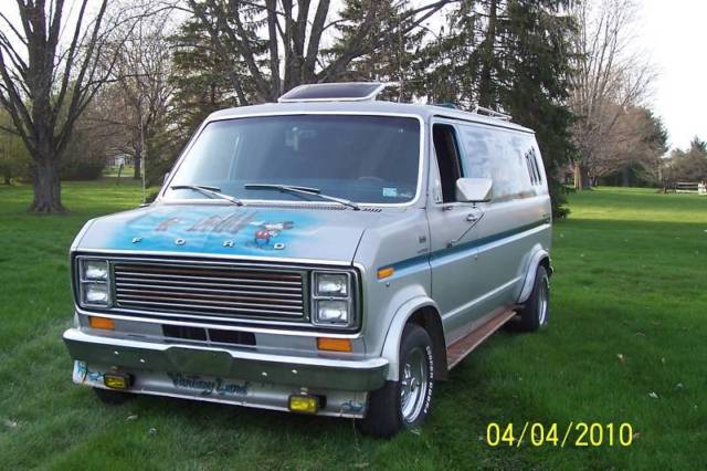 1977 Ford E-Series Van - photo 2