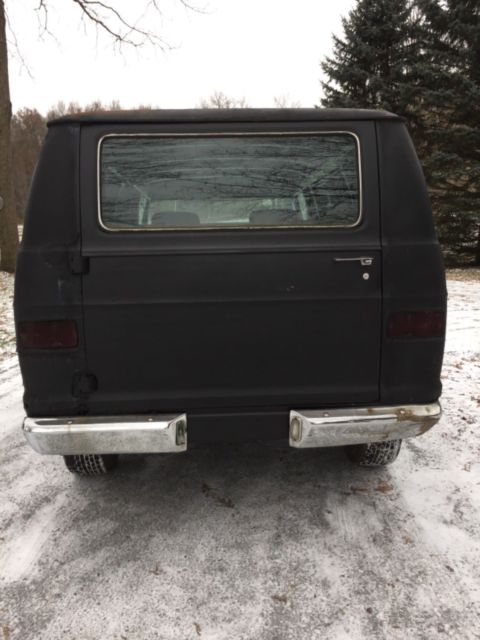 1977 Dodge 200 - photo 3