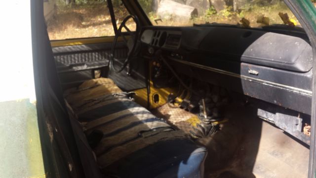 1977 Dodge Power Wagon 4x4 - photo 3