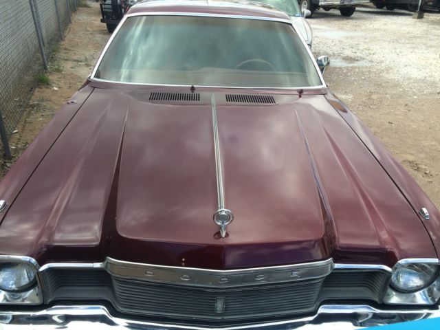 1977 Dodge Aspen Custom Coupe 2-Door - photo 2