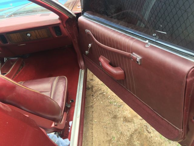 1977 Dodge Aspen T-Top Special Edition Coupe 2-Door - photo 10