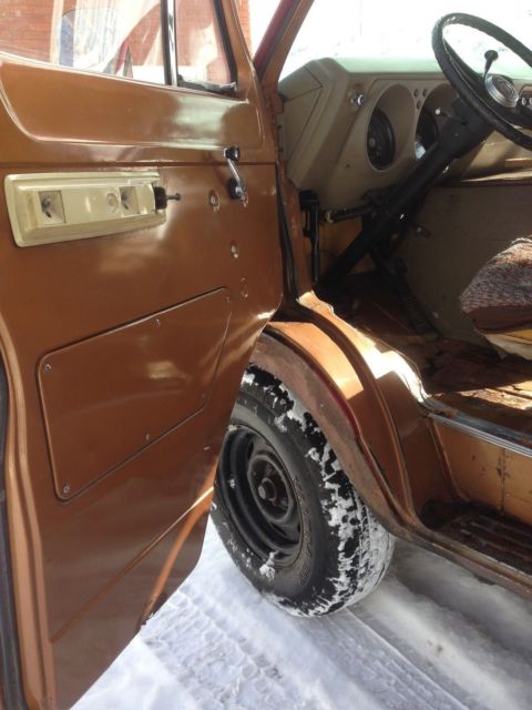 1977 Dodge B100 Tradesman 100 - photo 8