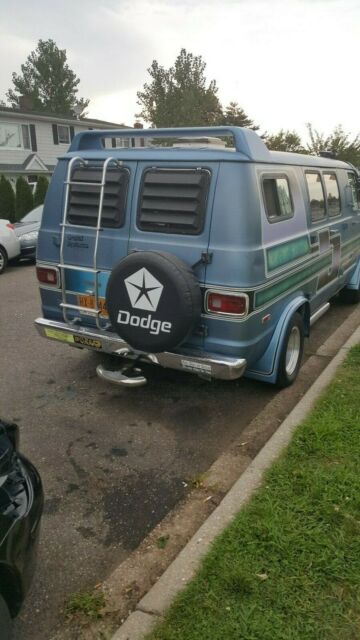 1977 Dodge Ram Van - photo 5