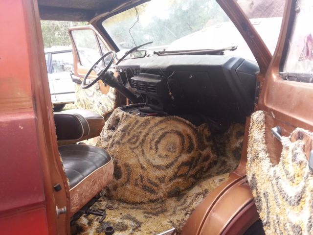 1977 Dodge B200 Custom - photo 8