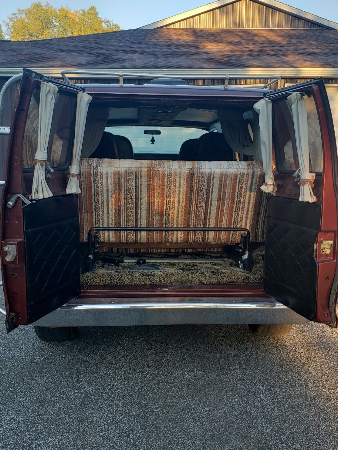1977 Dodge B200 Tradesman Custom Van - photo 10